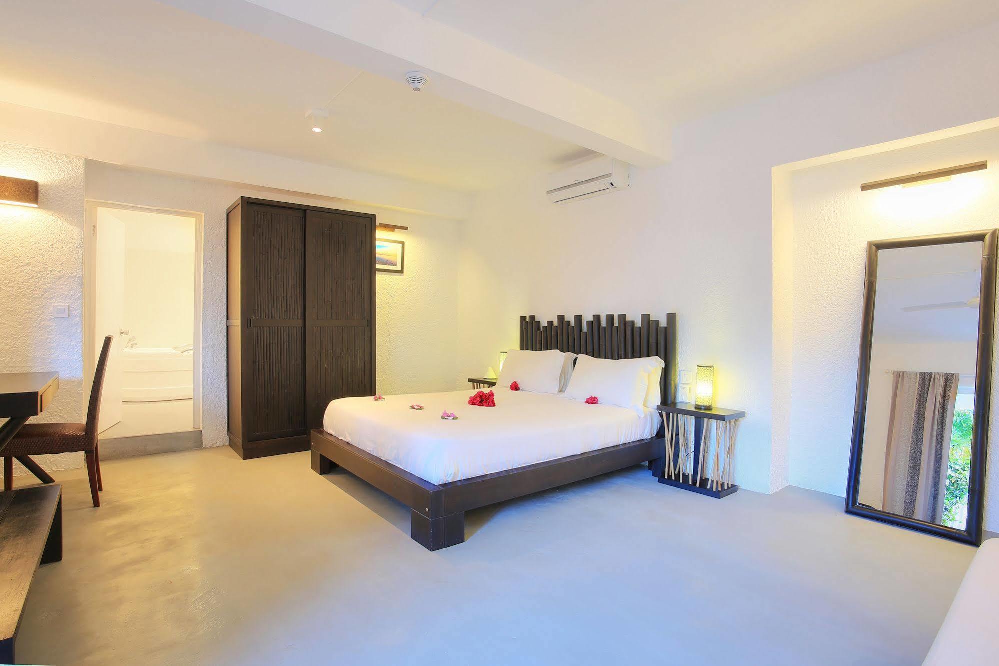 Esprit Libre Restaurant & Guest House Grand Bay Εξωτερικό φωτογραφία